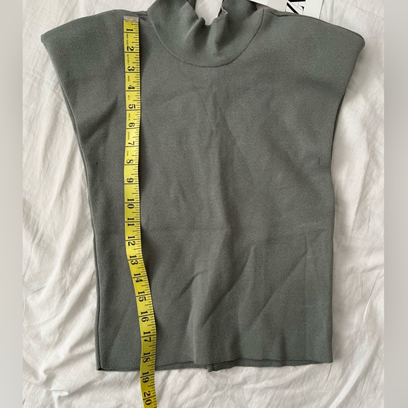 Zara Knit Top with Shoulder Pads - Picture 7 of 9